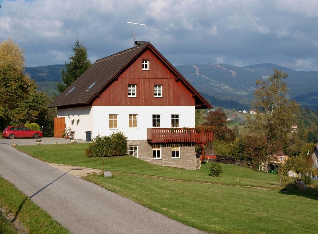 Penzion U Pily Paseky nad Jizerou Exteriör bild