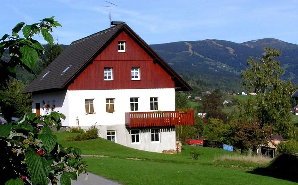 Penzion U Pily Paseky nad Jizerou Exteriör bild