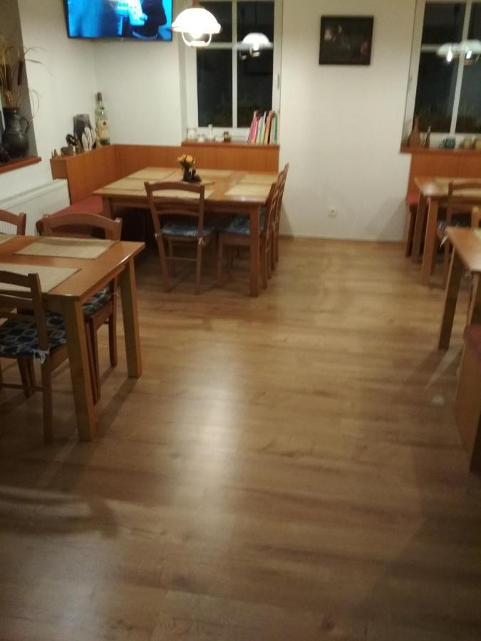 Penzion U Pily Paseky nad Jizerou Exteriör bild